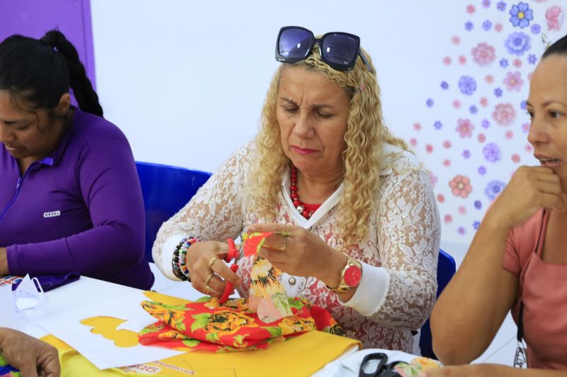Curso de customização de roupa junina