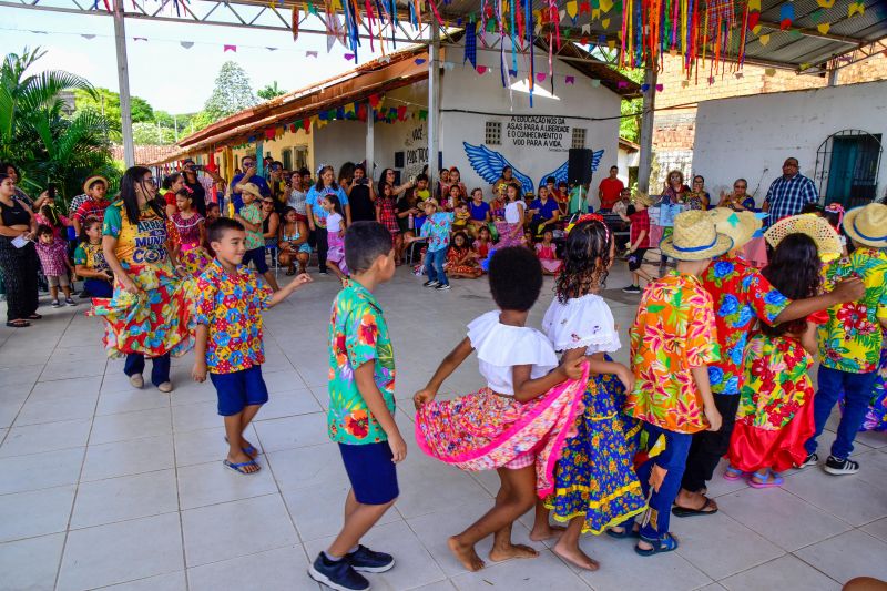 Festa junina na escola EMEF Raimunda Pinto no bairro 40 Horas