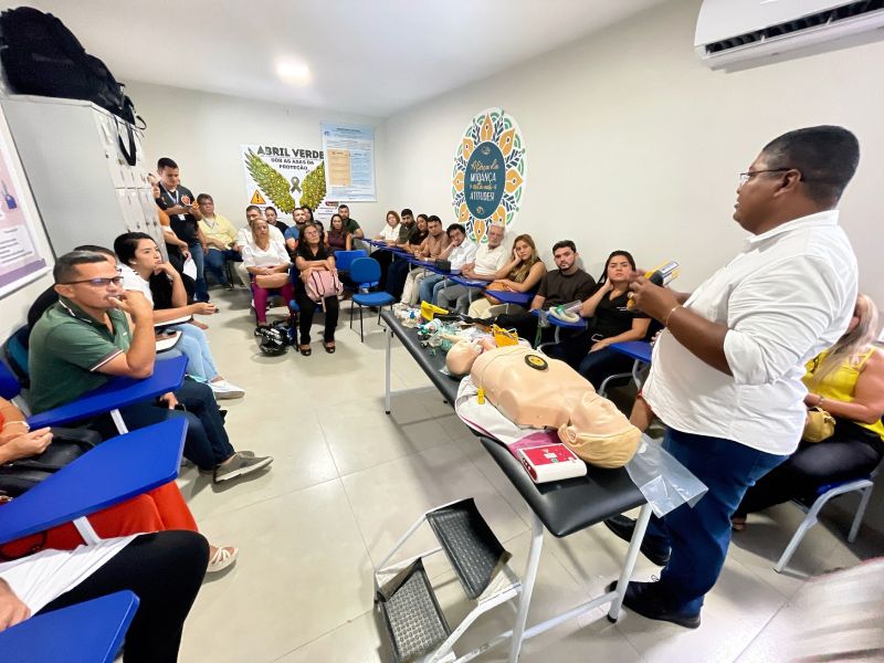 Manuseio DEA na saúde, unidade Paulo Frota na Cidade Nova