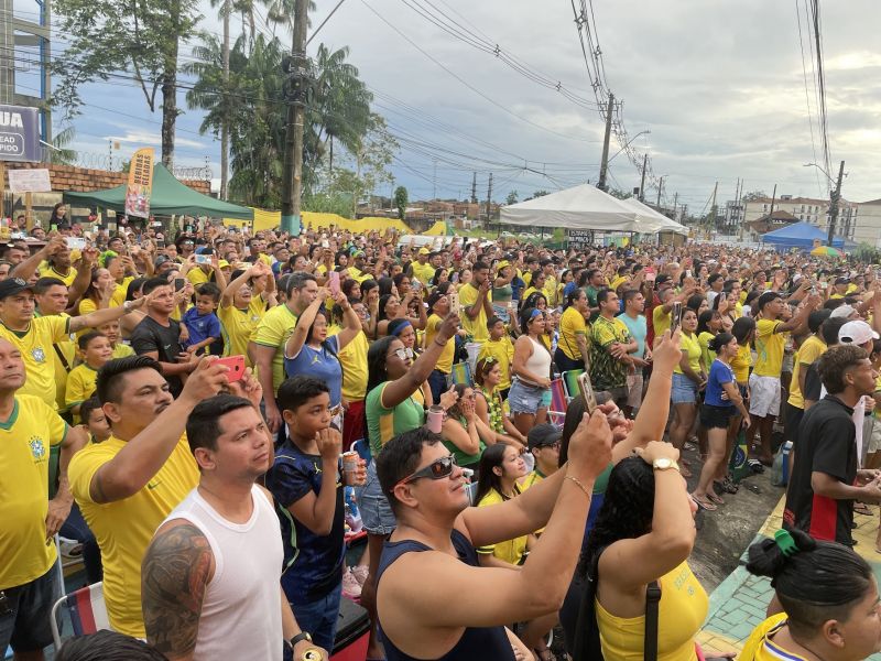 Jogo da Seleção Brasileira no Parque Vila Maguary