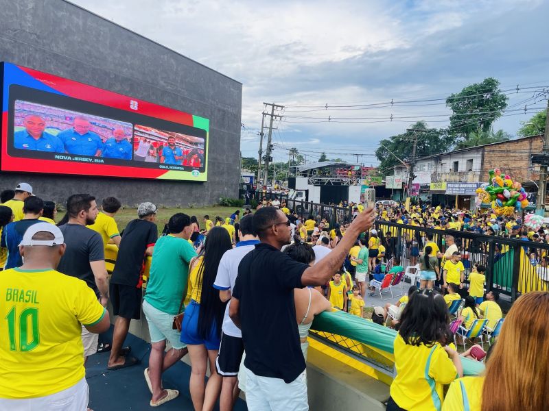 Jogo da Seleção Brasileira no Parque Vila Maguary