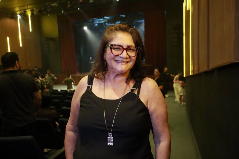Espetáculo Brasilidades no Teatro Municipal de Ananindeua