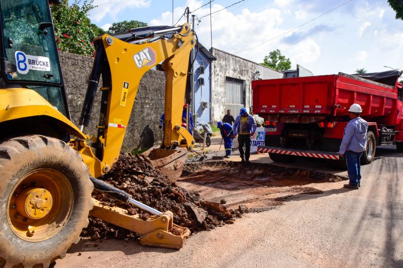 Lançamento do programa Só o Tapete na rua Bom Sossego no bairro Centro