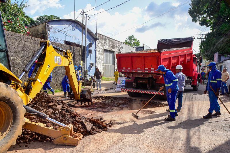 Lançamento do programa Só o Tapete na rua Bom Sossego no bairro Centro