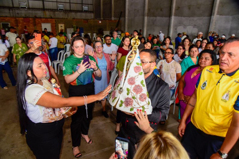 Visita da imagem peregrina de Nossa Senhora de Nazaré em Ananindeua