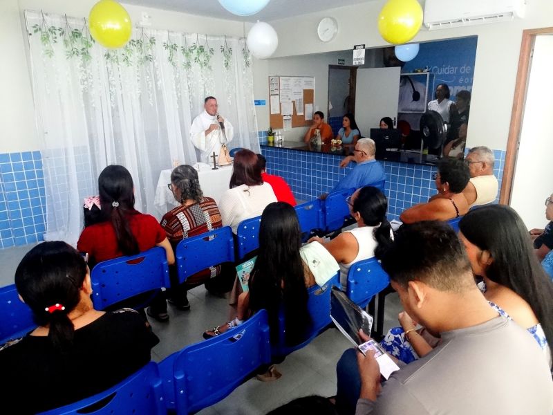 Aniversário de 1 ano da clínica saúde da família Deus é Amor na travessa Sn 21 na Cidade Nova