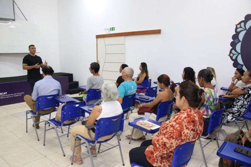 Entrega de certificado no Sine Ananindeua