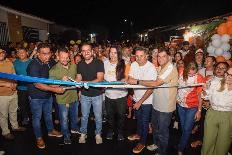 Prefeitura entrega vias requalificadas.