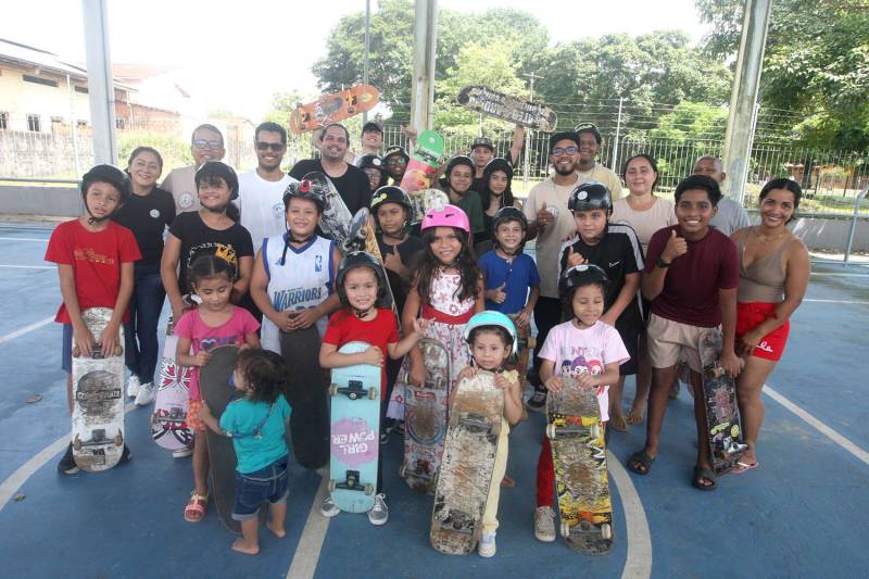 Café com Skate no CEU das artes.