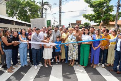 notícia: Prefeitura de Ananindeua entrega Rua José Marcelino no aniversário de 82 anos do município