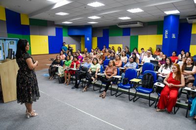 galeria: Formação de Gerentes de Saúde no auditório da Estácio