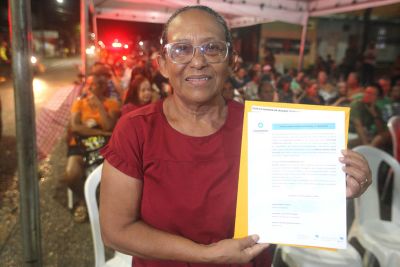 galeria: Entrega de títulos de propriedade na comunidade Nova Esperança