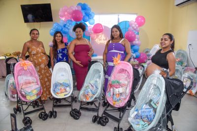 galeria: Entrega de Kit Enxoval