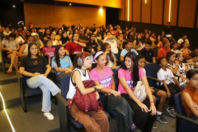 notícia: SEMCAT promove Campanha de Prevenção à Gravidez na Adolescência e Fortalece Projeto Fluxo com Respeito