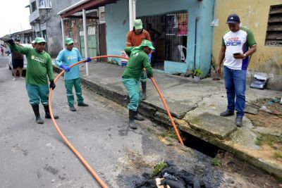 notícia: Prefeitura de Ananindeua intensifica limpeza urbana e reforça presença nas ruas