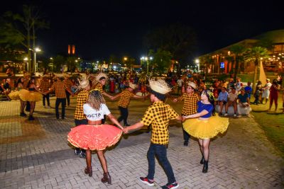 notícia: Alunos da Escola Maria Helena ganham destaque e levam tradição junina ao Parque Cultural Vila Maguary